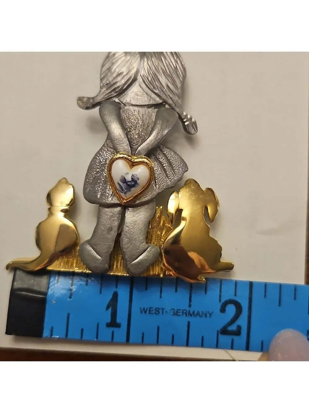 Pin Ultra craft Lttle Girl With Cat And Dog Holdong A Heart Pewter Look And Gold